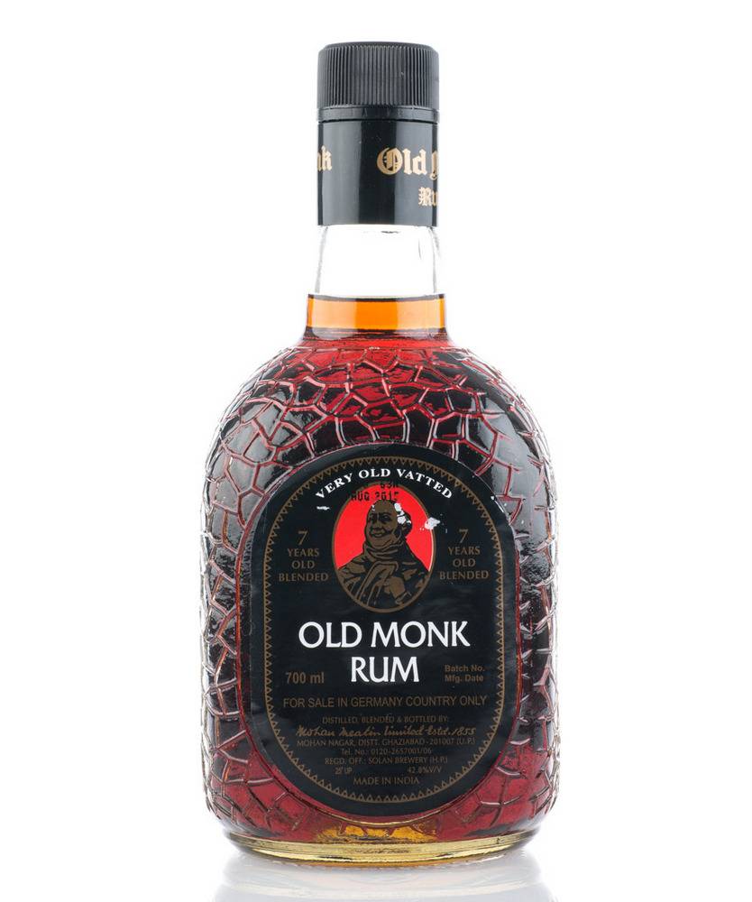 OLD MONK 7 YEARS RUM 750ML